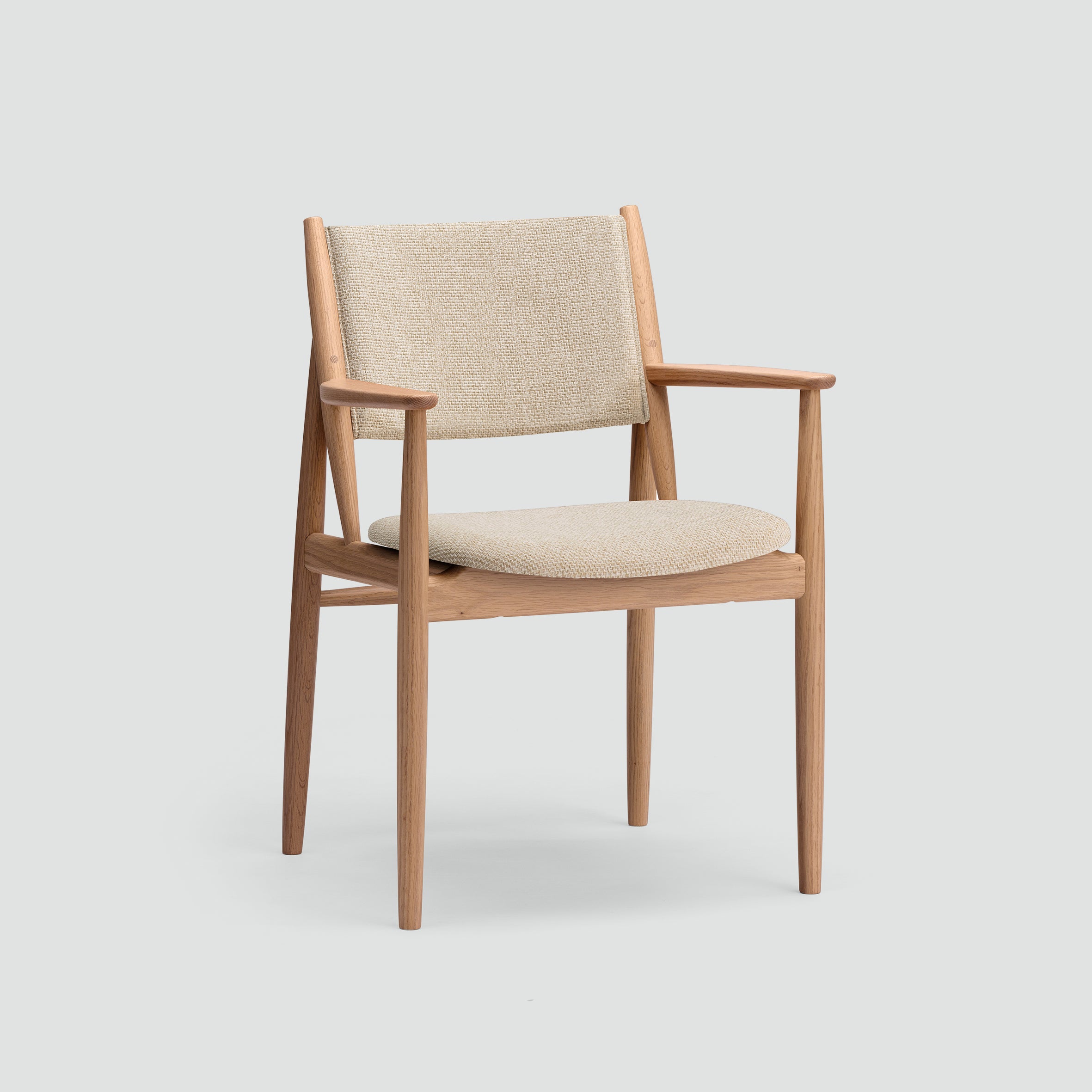 ダイニングチェア MIDORI Packshot_Summit_DiningChair_Oa